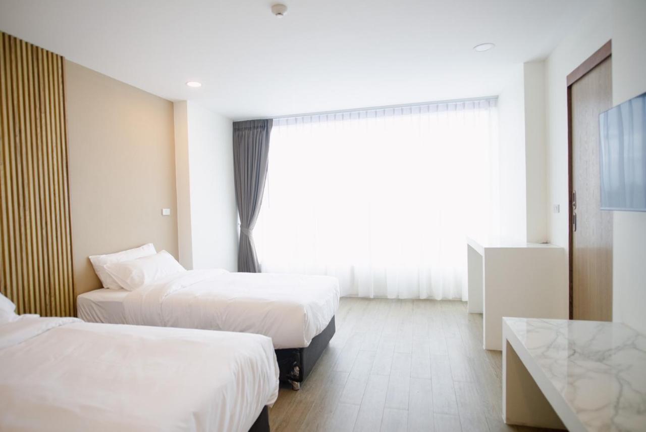 Hotel Agnes Buriram Ngoại thất bức ảnh