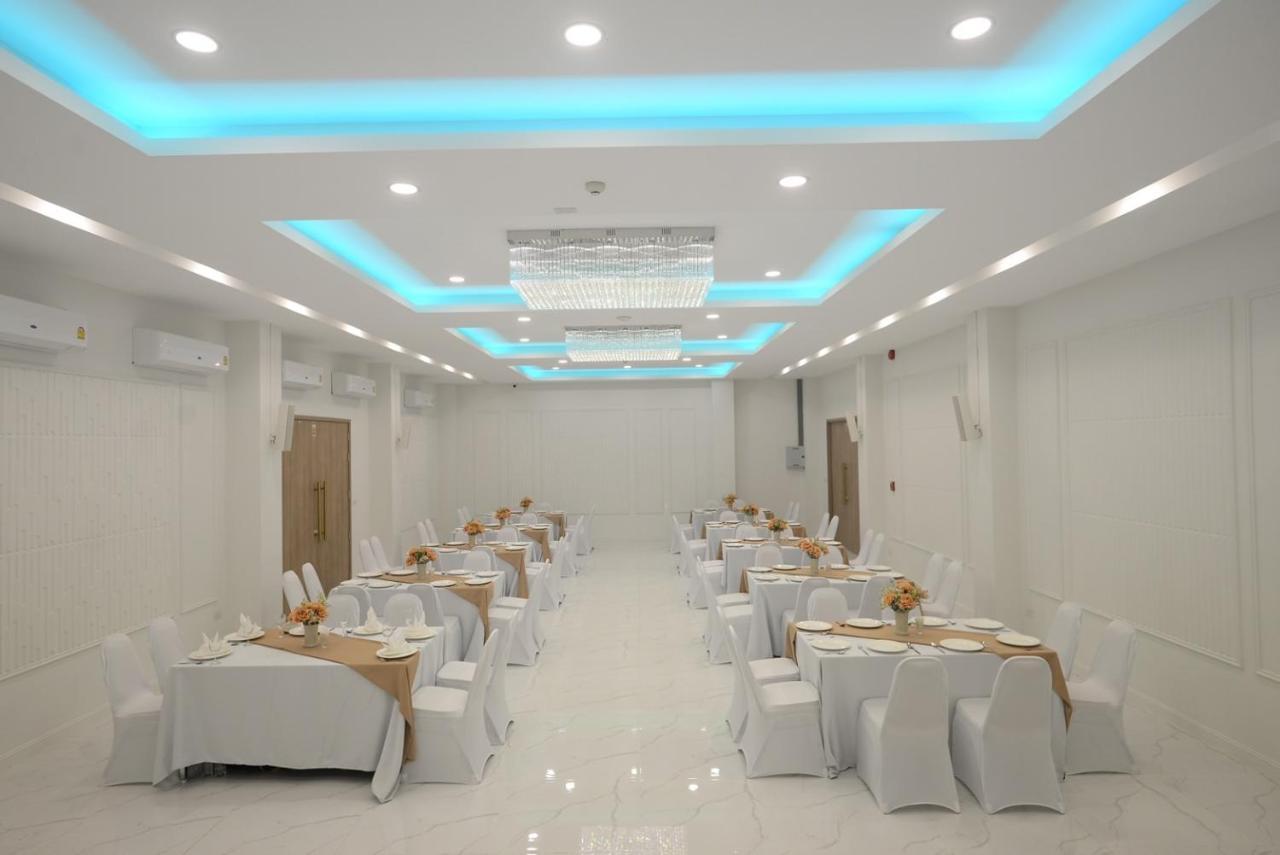 Hotel Agnes Buriram Ngoại thất bức ảnh