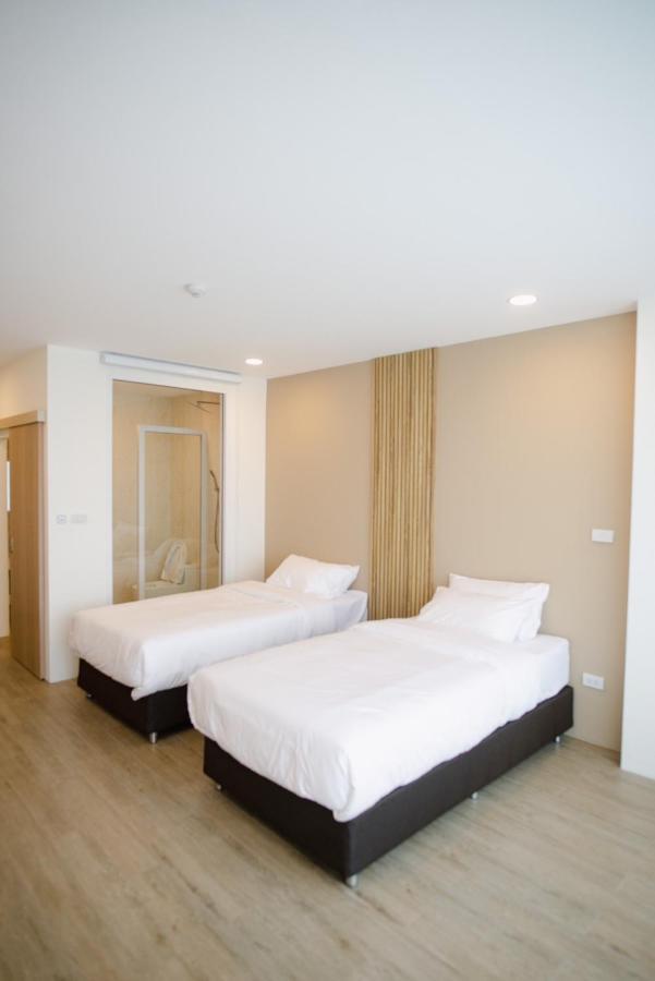 Hotel Agnes Buriram Ngoại thất bức ảnh