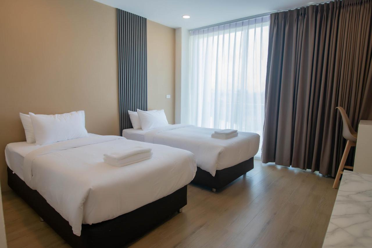 Hotel Agnes Buriram Ngoại thất bức ảnh