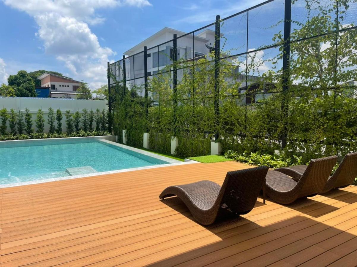 Hotel Agnes Buriram Ngoại thất bức ảnh